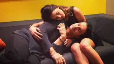 Ricardo Arjona utiliza a su hija como modelo de su nueva canción ¡Mírala! 