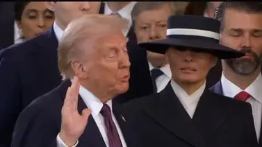 Melanie y Donald Trump protagonizan primer inconveniente por un beso (+Video) Melanie y Donald Trump protagonizan primer inconveniente por un beso (+Video)