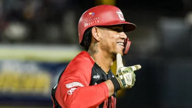 LVBP: Eduardo García se puso a la par de un Salón de la Fama con su histórico jonrón (+Video)