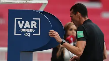 Esta liga europea quiere eliminar el VAR y en su lugar utilizar el FVS Esta liga europea quiere eliminar el VAR y en su lugar utilizar el FVS