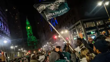Eagles llenan Broad Street después de conseguir su pase al Super Bowl Eagles llenan Broad Street después de conseguir su pase al Super Bowl