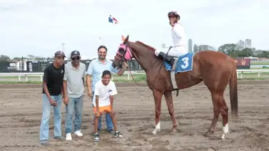 Tres más para Mario Estévez en Panamá y se escapa en la estadística Tres más para Mario Estévez en Panamá y se escapa en la estadística