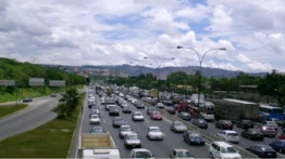 Propietarios de vehículos en el municipio Libertador deberán pagar impuesto antes del 31 de enero