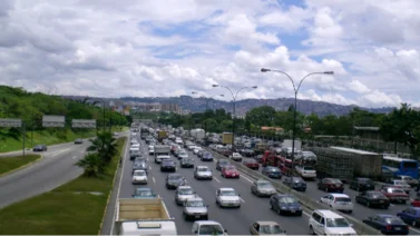 Propietarios de vehículos en el municipio Libertador deberán pagar impuesto antes del 31 de enero