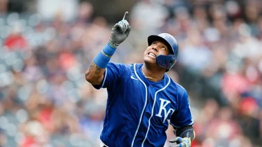 MLB: Salvador Pérez es el pelotero activo con más jonrones frente a esta organización (+Video)