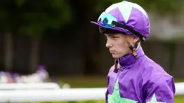 Histórico Loughnane: El jinete de 19 años fija la mayor cifra de triunfos en Reino Unido desde el Año 2000