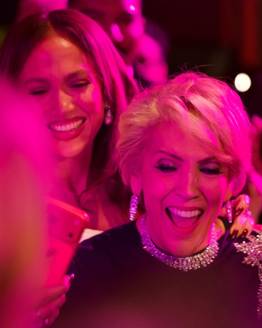 Mamá de Jennifer López se roba todas las miradas a los 80 años Mamá de Jennifer López se roba todas las miradas a los 80 años