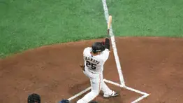 La estrella japonesa Kazuma Okamoto se une a los Blue Jays para la temporada 2026