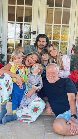 Inés María Calero impacta por su cambio de look a los 56 años