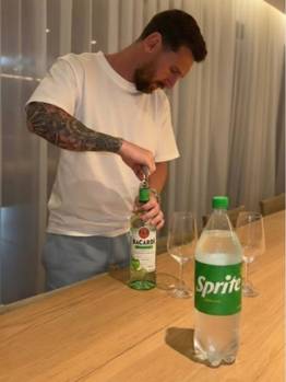 Messi dispara las acciones de Coca-Cola por reveladora confesión ¡Ingreso millonario! Messi dispara las acciones de Coca-Cola por reveladora confesión ¡Ingreso millonario!