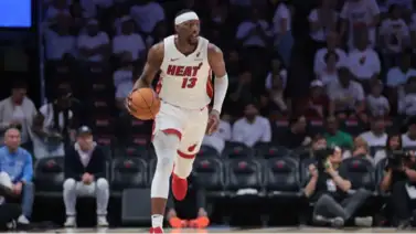 Bam Adebayo frustrado en Miami y a un paso del traspaso Bam Adebayo frustrado en Miami y a un paso del traspaso