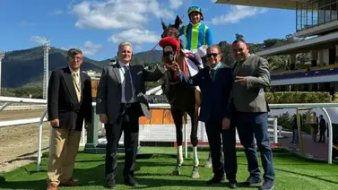 Forever Beatriz salió de perdedora en grande: Conquistó el Clásico Andrés Bello (GII) en La Rinconada Forever Beatriz salió de perdedora en grande: Conquistó el Clásico Andrés Bello (GII) en La Rinconada