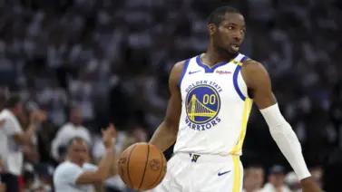 Mavericks y Sacramento buscan quitarle esta figura a Golden State Mavericks y Sacramento buscan quitarle esta figura a Golden State