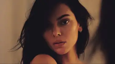 Kendall Jenner alborota las redes sociales con fotos en poca rapa Kendall Jenner alborota las redes sociales con fotos en poca rapa
