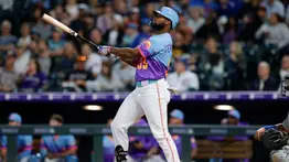 Yanquiel Fernández fuera del roster de 40: Una decisión inesperada de los Rockies