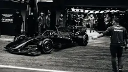 Fórmula 1: Aston Martin de Fernando Alonso muestra sus novedales en el Shakedown