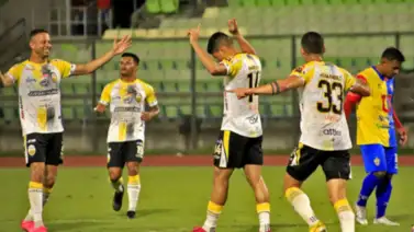 Liga FUTVE: ¡Le dio con todo! Eduardo Saragó criticó duramente a este exjugador del Deportivo Táchira (+Video) Liga FUTVE: ¡Le dio con todo! Eduardo Saragó criticó duramente a este exjugador del Deportivo Táchira (+Video)