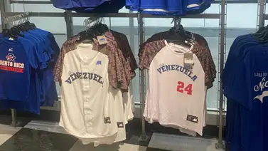¡Llega la mercancía! Mira cuánto cuesta una camisa de Venezuela en la Serie del Caribe Miami 2024 ¡Llega la mercancía! Mira cuánto cuesta una camisa de Venezuela en la Serie del Caribe Miami 2024