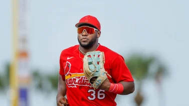 MLB: Cardenales de San Luis toma una rotunda decisión respecto al futuro de Moisés Gómez
