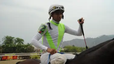 Mira desde cuándo no ganaba una carrera el jinete Maykor Ibarra en La Rinconada Mira desde cuándo no ganaba una carrera el jinete Maykor Ibarra en La Rinconada