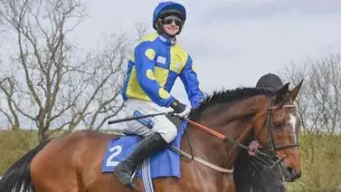 ¡Conmoción Hípica Mundial! Muere jockey de 25 años de edad luego de impacto en plena pista ¡Conmoción Hípica Mundial! Muere jockey de 25 años de edad luego de impacto en plena pista