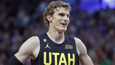 NBA: ¡Sensacional! Mira este espectacular Alley Oop de Lauri Markkanen  (+Video)