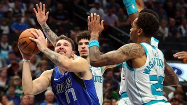 NBA: Dallas le consigue ayuda a Doncic a cambio del hermano de Curry