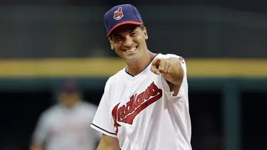 Serie del Caribe: Mira como Omar Vizquel felicita a este Salón de la Fama Serie del Caribe: Mira como Omar Vizquel felicita a este Salón de la Fama