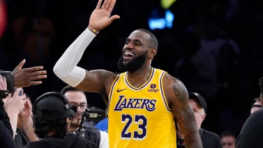 NBA: ¿La asistencia del siglo? El insólito pase de LeBron James que dejó a todos boquiabiertos