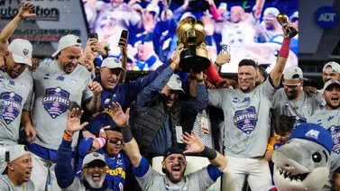 ¡De lujo! Así viaja el trofeo de la Serie del Caribe a Venezuela (+Foto)