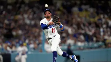 MLB: Mira la bienvenida de Miguel Rojas para su nuevo compañero en los Dodgers MLB: Mira la bienvenida de Miguel Rojas para su nuevo compañero en los Dodgers