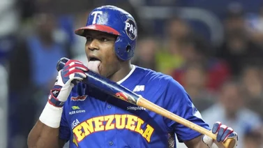 Serie del Caribe: ¡Especial! Vea lo que le trae Yasiel Puig a la gente en Venezuela (+video)