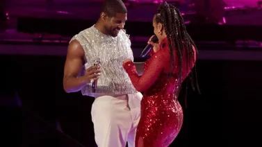 Usher y Alicia Keys hacen vibrar a millones de fanáticos en el medio tiempo del Super Bowl 2024  