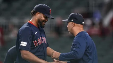 MLB: Cerrador de los Medias Rojas afirmó su compromiso con la organización