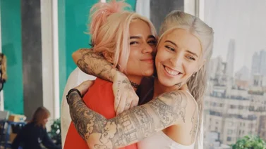 ¡Contundente! Karol G responde a las críticas por su apasionado video con Young Miko 