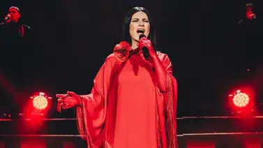 Laura Pausini sufre un atentado en su concierto del lunes en París Laura Pausini sufre un atentado en su concierto del lunes en París