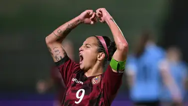 Deyna Castellanos se reporta con su nuevo equipo en Estados Unidos (+ Video) Deyna Castellanos se reporta con su nuevo equipo en Estados Unidos (+ Video)