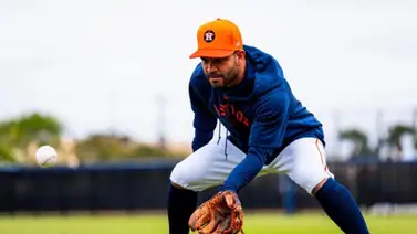 MLB: ¡Guante seguro! así entrena José Altuve su defensa (+video) MLB: ¡Guante seguro! así entrena José Altuve su defensa (+video)