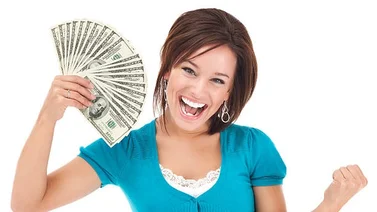 ¡Insólito! Mujer recibe una propina de $10.000 y luego vive este inesperado suceso