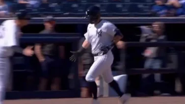 MLB: ¡Impresionante! Luis Torrens conecta cuadrangular en días consecutivos con los Yankees (+Video)