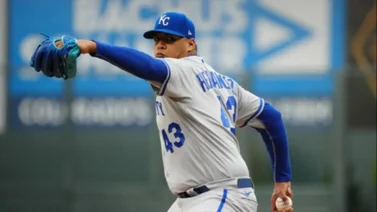 MLB: Carlos Hernández prende las alarmas en Kansas City por esta razón