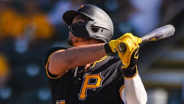 MLB: ¡Y más allá! Abrahan Gutiérrez demuestra todo su poder con los Piratas de Pittsburgh (+Video)
