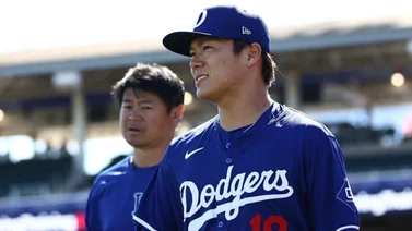 MLB: Mira el primer ponche de Yoshinobu Yamamoto (+Video)