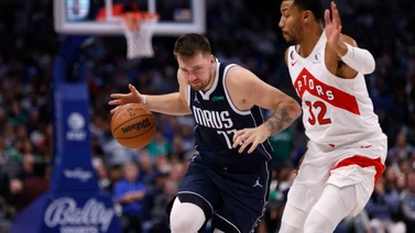 NBA: ¡Sin ver! Espectacular asistencia de Luka Doncic