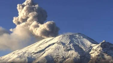 La alerta en México crece por el volcán Popocatépetl y activaron esta medida para los vuelos (+Video)