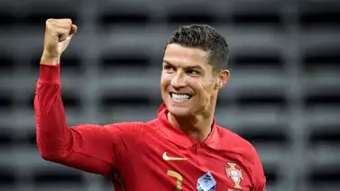 Cristiano Ronaldo explica sus razones de por qué es el mejor de la historia (+ Video) Cristiano Ronaldo explica sus razones de por qué es el mejor de la historia (+ Video)
