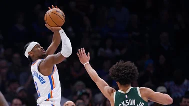 Shai Gilgeous-Alexander lidera la victoria del Thunder sobre Bucks con una actuación histórica 