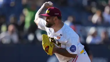 Max Castillo deja MLB y firma con este equipo de México (+Video) Max Castillo deja MLB y firma con este equipo de México (+Video)