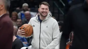 NBA: ¡Emotivo! Así recibió la afición de Lakers a Luka Doncic (+Video) NBA: ¡Emotivo! Así recibió la afición de Lakers a Luka Doncic (+Video)