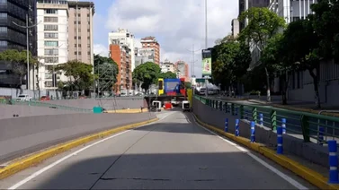 plaza venezuela caracas cerrada
